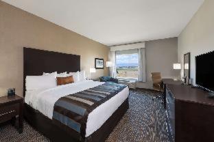 La Quinta Inn & Suites By Wyndham Lake City Room photo